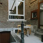 Апартаменты 2 Bedroom Near The Center *