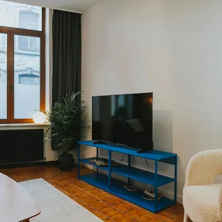 2 Bedroom Near The Center Apartamento Liège