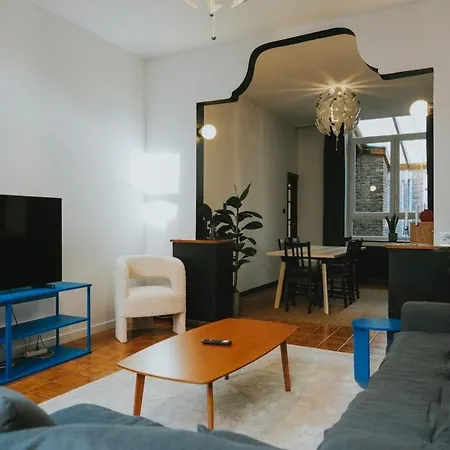 2 Bedroom Near The Center * Liège